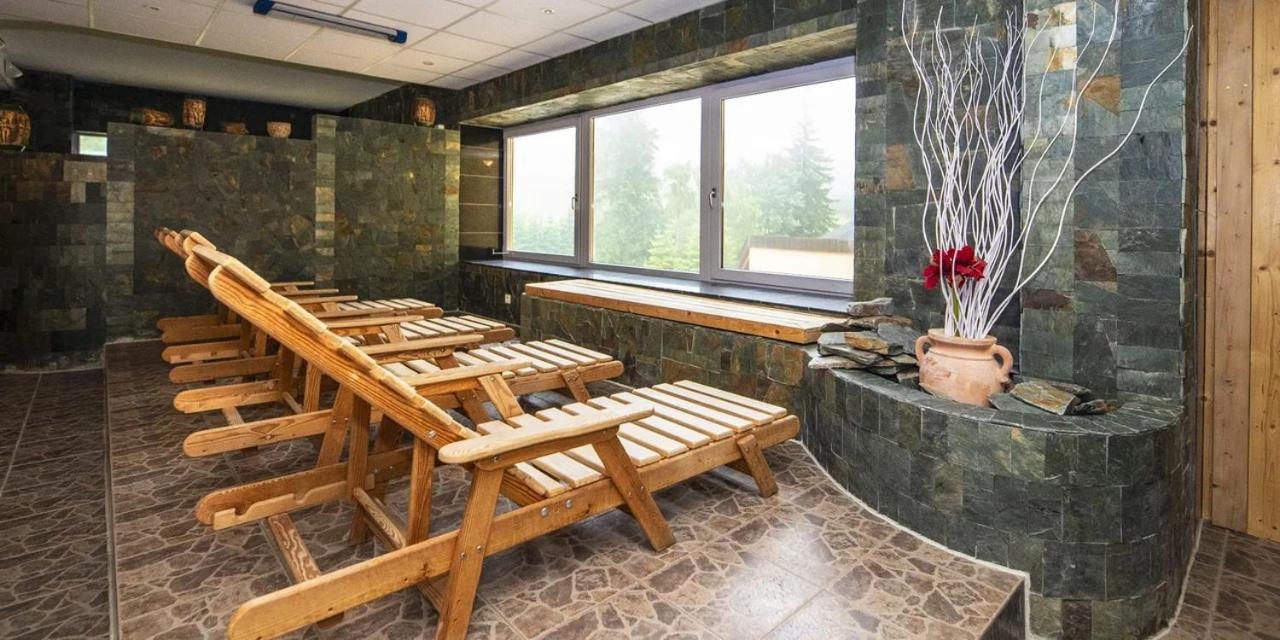 Hotel Fit Fun Harrachov Bagian luar foto